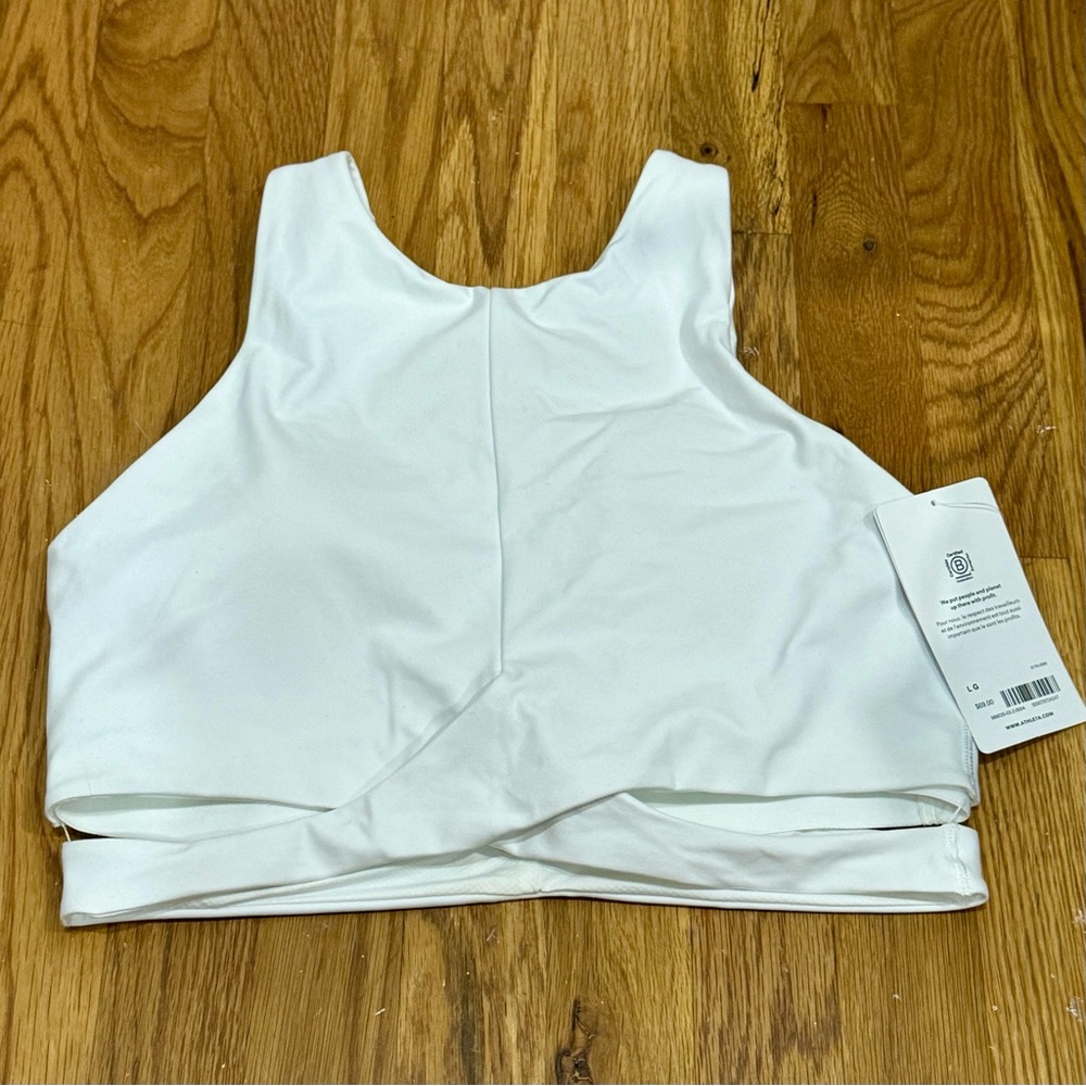 NWT ATHLETA CONSCIOUS CUT OUT CROP BRA IN SIZE LARGE